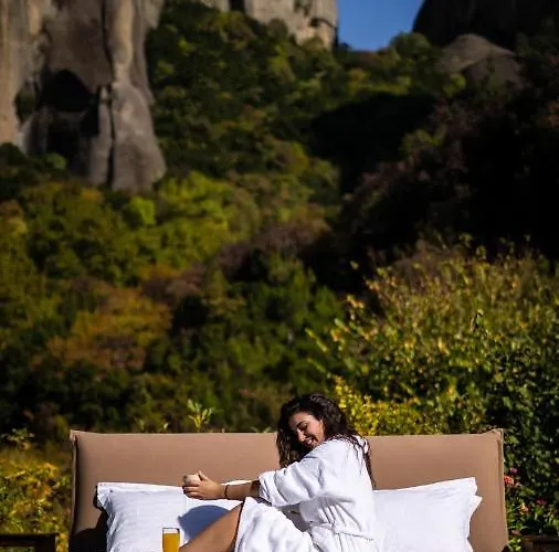 Pyrgos Adrachti קאלאבאקה